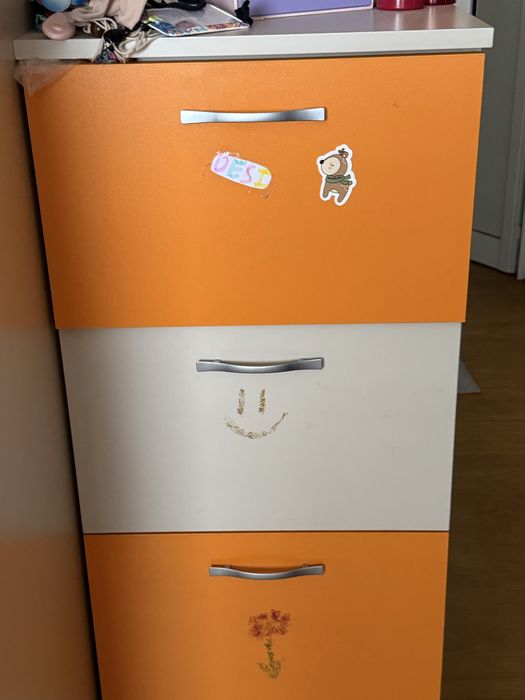 Двуетажно легло+бюро