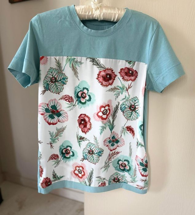 ESCADA- дамска тениска, М размер