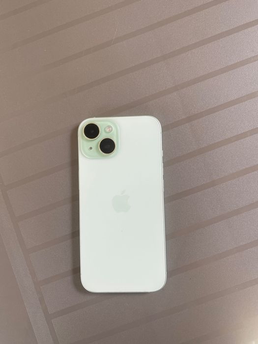 Telefon iPhone 15