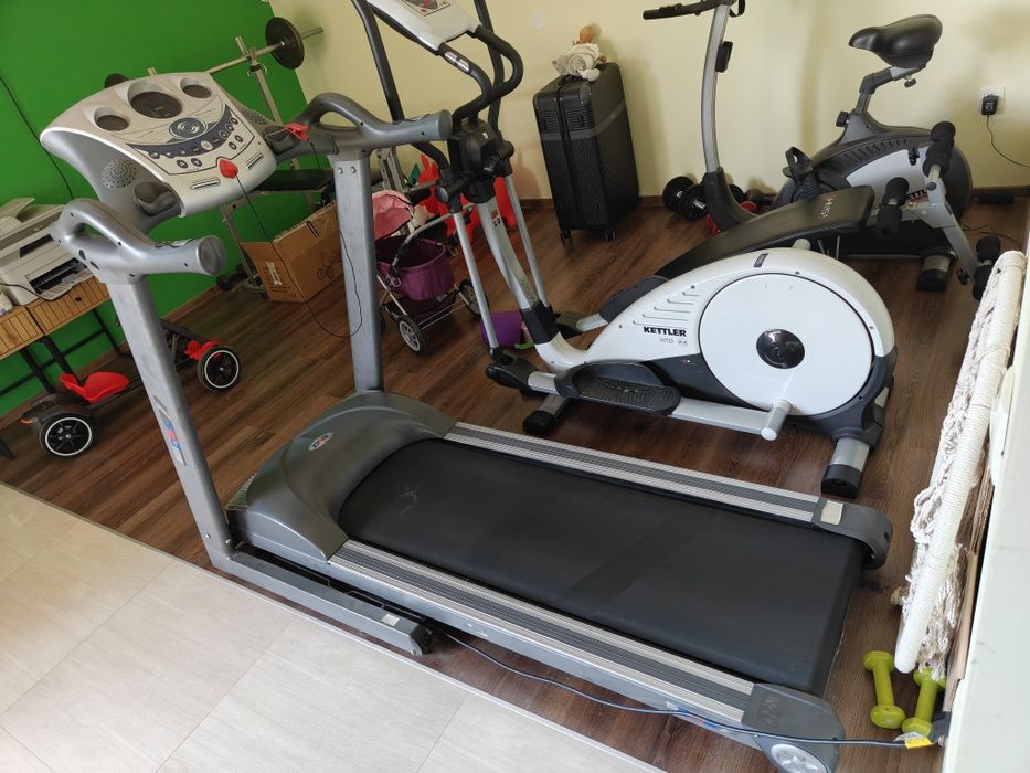 Banda de alergat DHS BW325, electrică, cu înclinare și programe