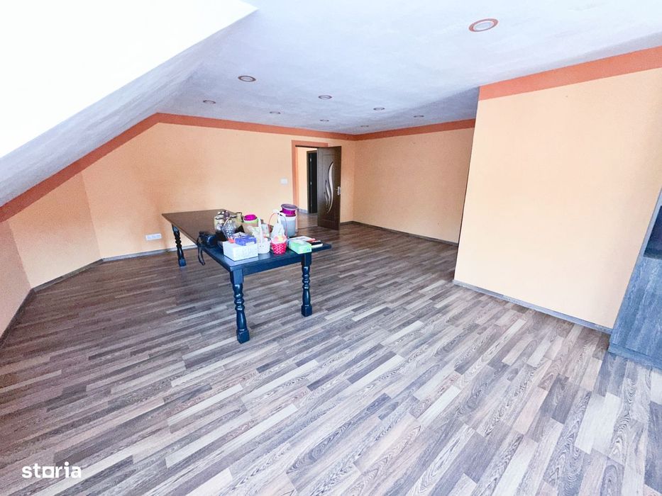 Spațiu comercial + locuință de vânzare  
Strada Avram Iancu, Târnăveni