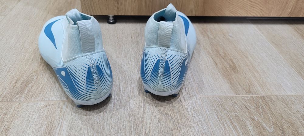 Бутонки Nike,номер 35
