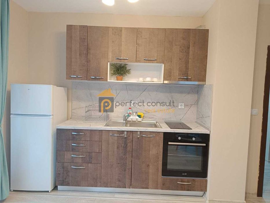 Дава се под наем Двустаен апартамент в Пловдив, Южен - 62 кв.м за 425 € - Снимка #2