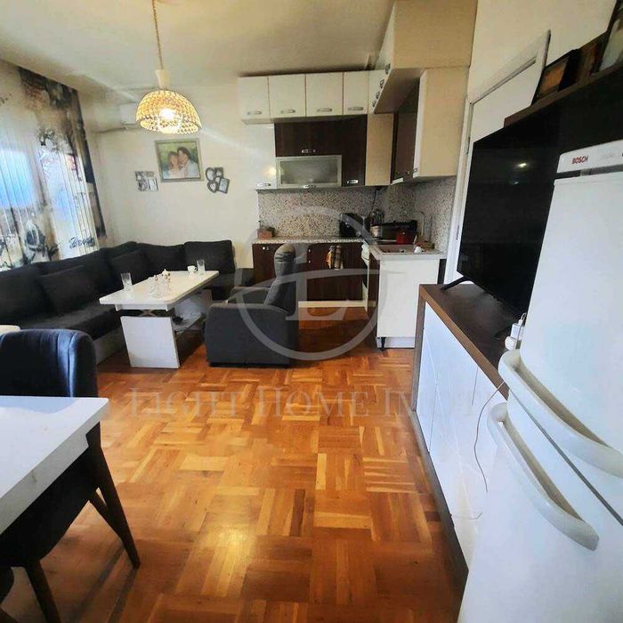 Продава се Тристаен апартамент в Пловдив, Кючук Париж - 64 кв.м за 1829 €/кв.м - Снимка #1