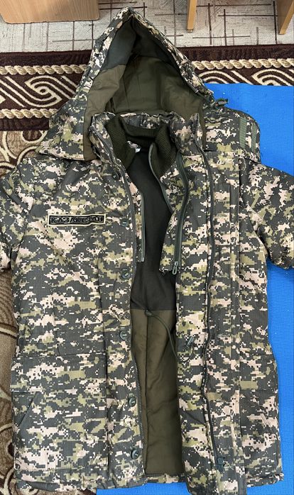 Продам бушлат вверх и низ.