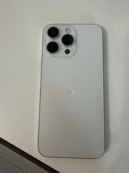 Продам iphone 15 pro max/512 ГБ