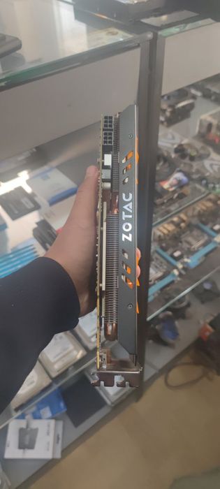 Zotac gtx 760 2gb 256bit ddr 5 
 2ta bor