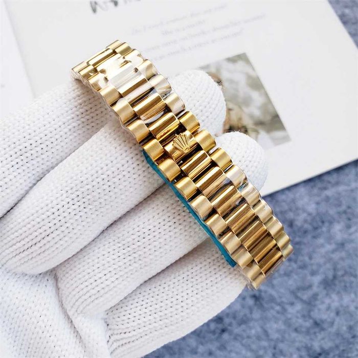 Ceas R.O.L.E.X PERPETUAL OYSTER DAY DATE Automatic 2025 Superb !!