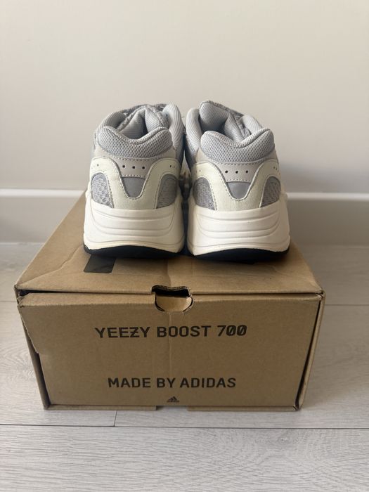 Кроссовки Adidas Yeezy 700