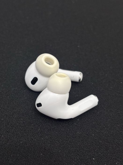Apple AirPods Pro 2 (оригинал)