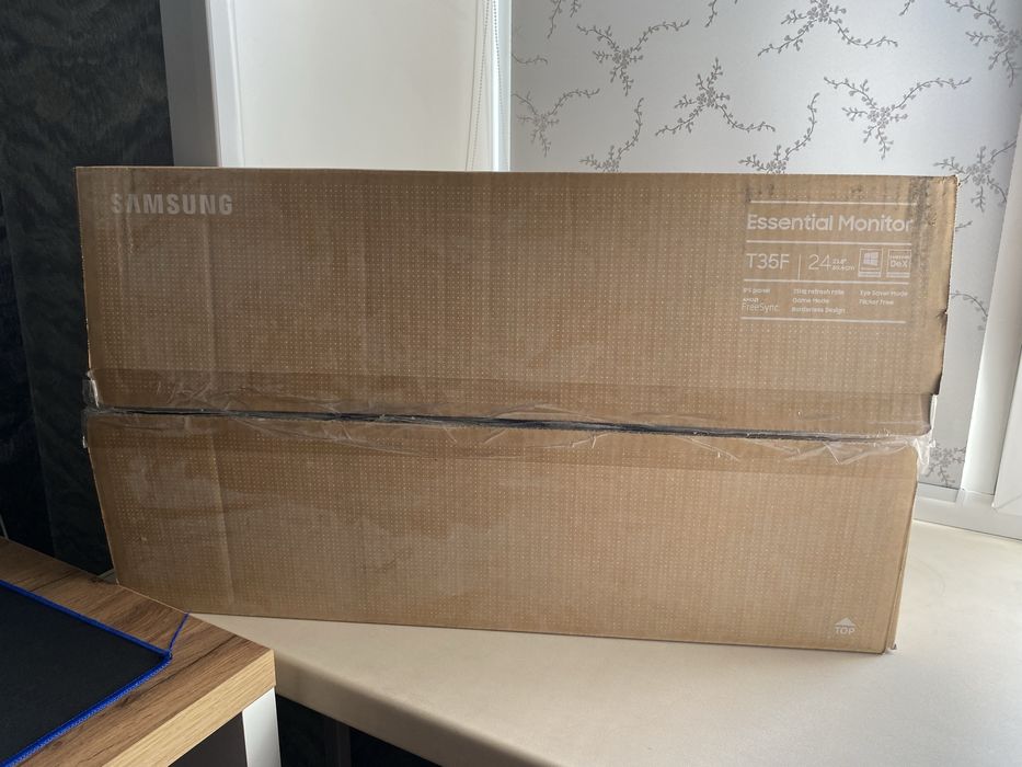 Монитор Samsung F24T350FHI