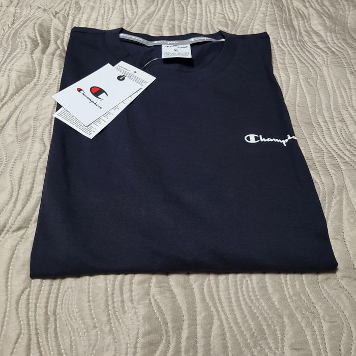 Tricou Champion, mărime XL, nou cu etichetă