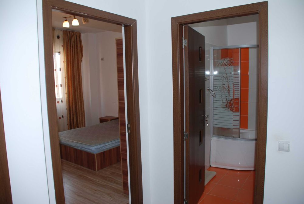 Inchiriez Garsoniera/Proprietar/Metrou Leonida.Aparatori Patriei