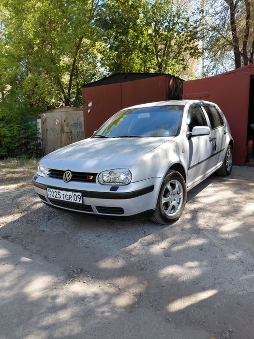 Volkswagen golf 4