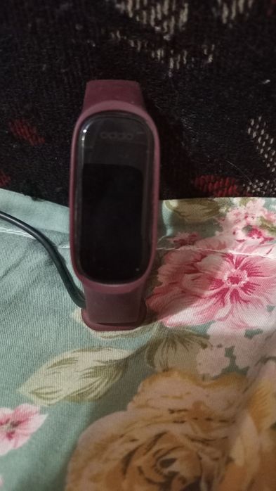 Смарт браслет . Смарт браслет