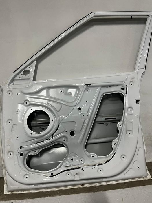 Продам дверь на Хюндай Крета