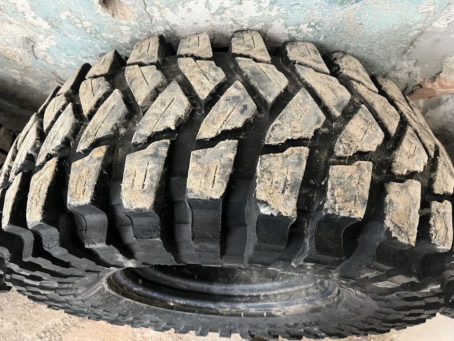 Set MAXXIS TREPADOR M/T R16 x 35 inch