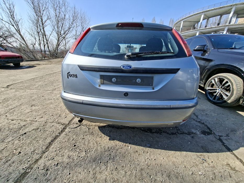 Dezmembrez Ford Focus 1 1.6B 2002 FYDD