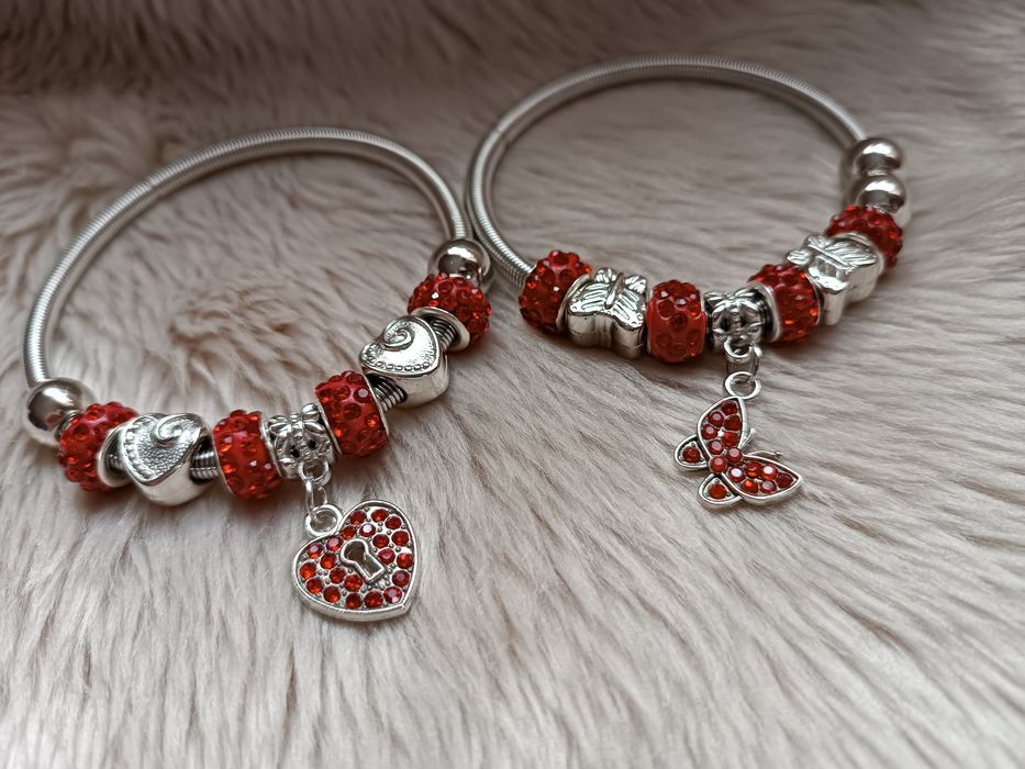 Мартеници за ръка