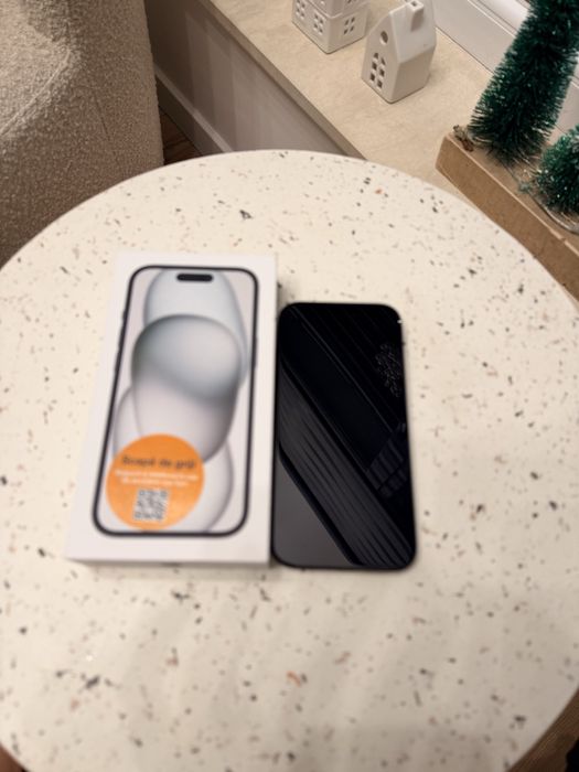 Vand Iphone 15 -128 GB