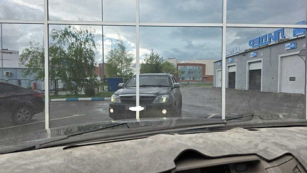 Тоета Fortuner 2006 г 2.7