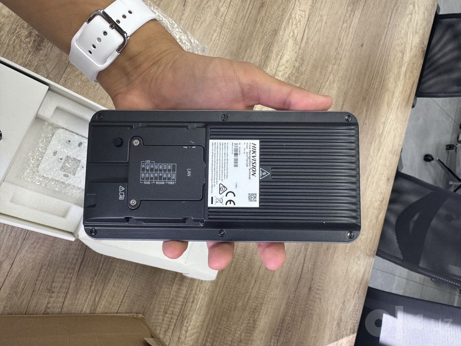 Face id 341 CMF