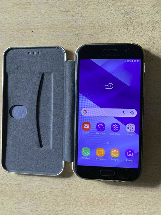 Продавам Samsung Galaxy A5