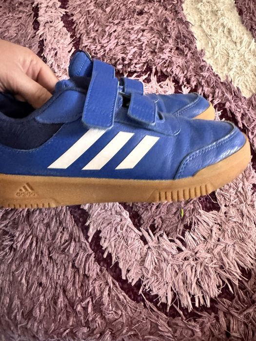 Запазени 37.5 номер 15 евро за момче