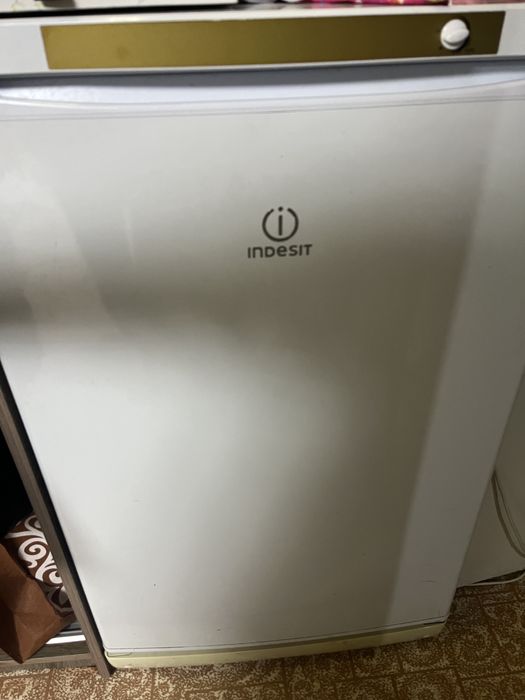 Продам морозильник