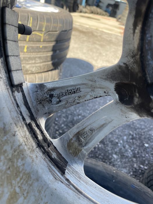 205/55/16 PIRELLI 4бр. 4.5-5мм с джанти ALFA ROMEO