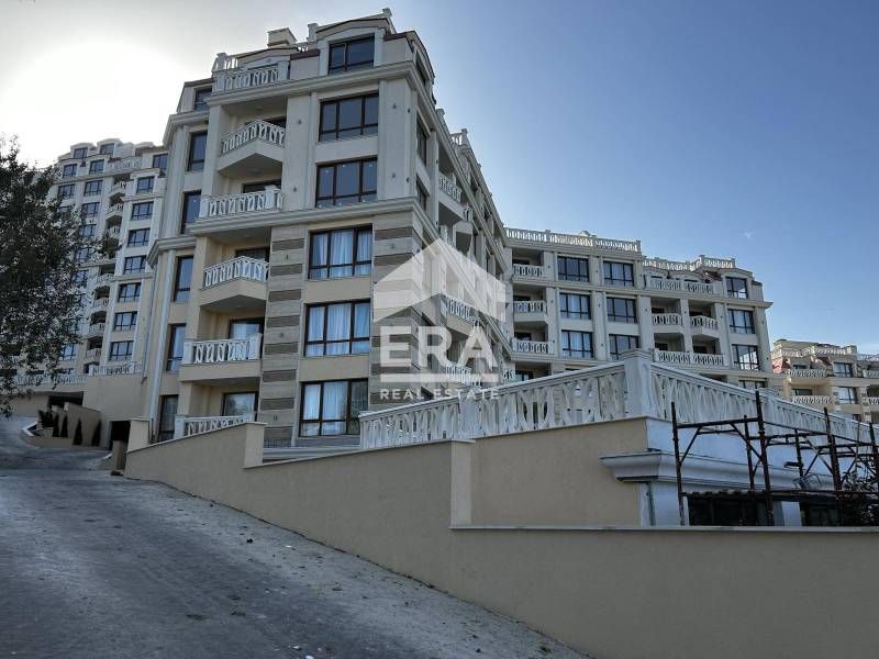 Продава се Двустаен апартамент в Варна, Аспарухово - 104 кв.м за 900 €/кв.м - Снимка #7