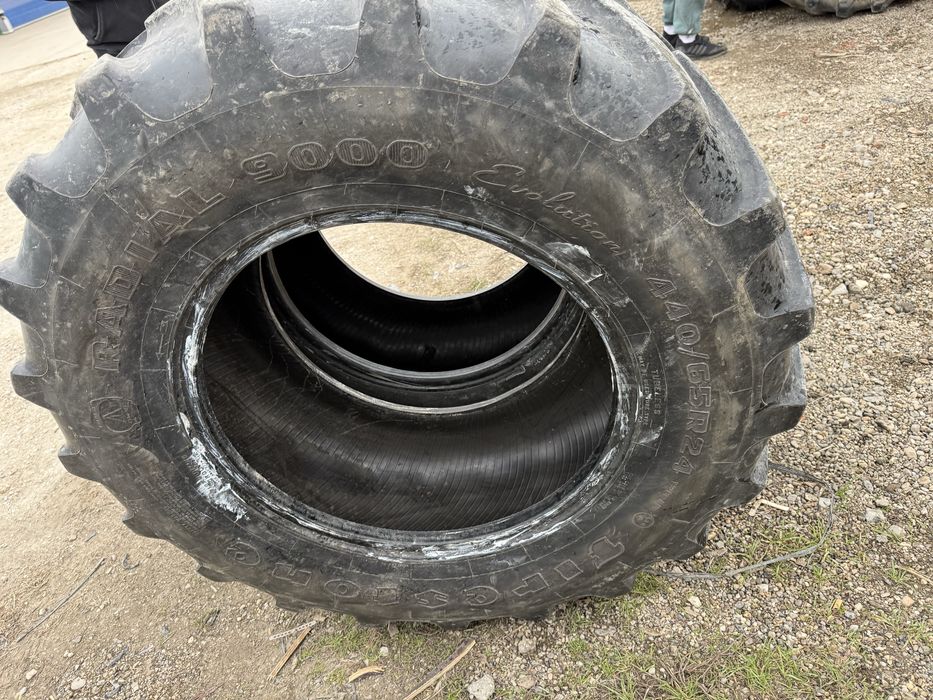 440/65r24 firestone