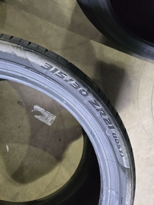 315/30/21//275/35/21 PIRELLI
