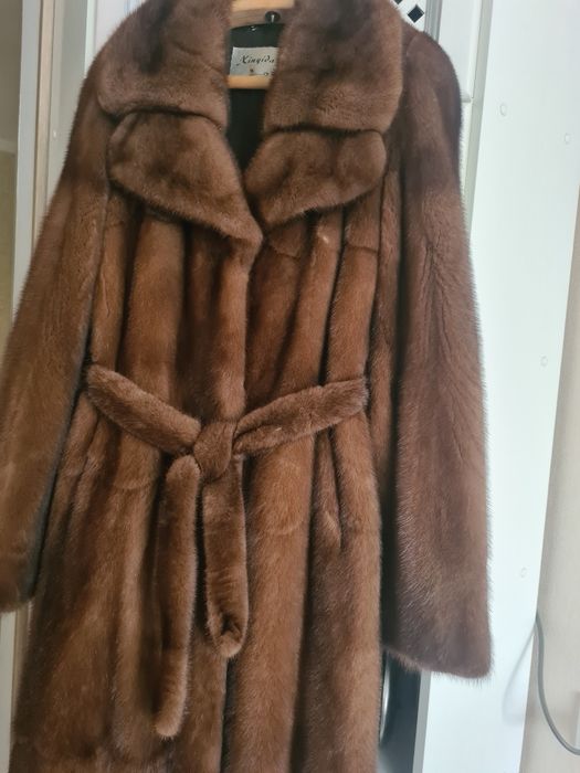 Продам норковую шубу