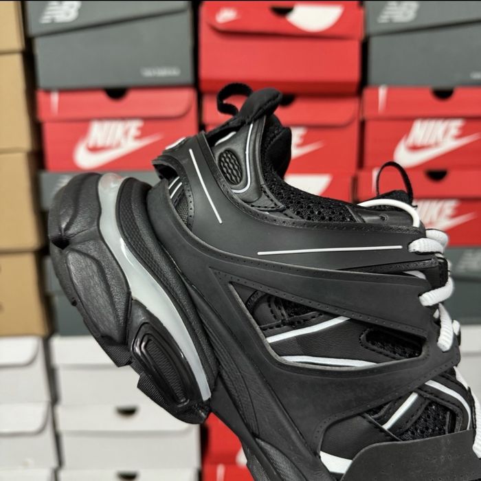 Balenciaga Track 3.0 LED