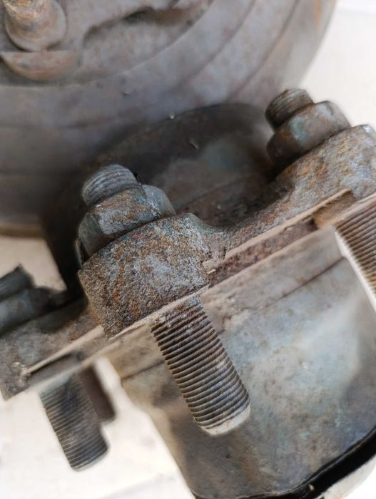 Ступицы на прицеп птс 4