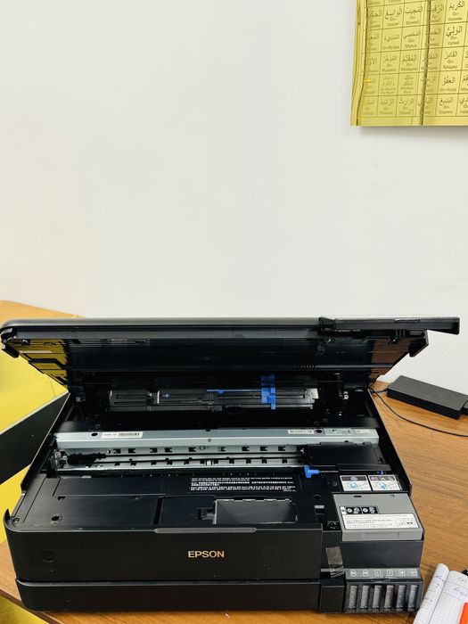 Продам принтер epson L8180