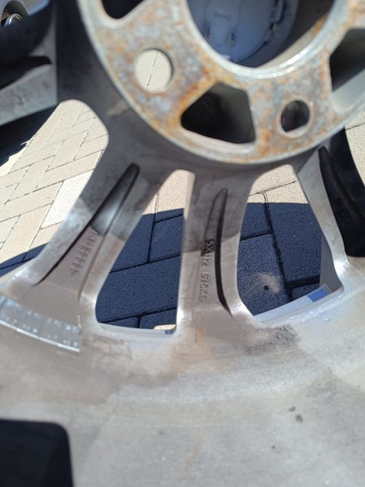 Jante Audi R17 cu anvelope 225 50 17 schimb cu 18