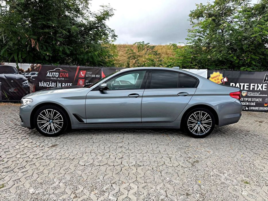 BMW Seria 5 BMW 530i Sport Line 252 CP  Automată  Head-Up Display  Cameră