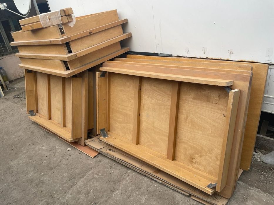 Столы для дома, ресторана  и кафе