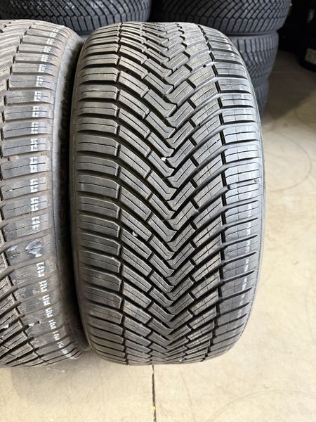 235/40/19 CONTINENTAL 2бр