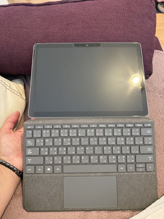 Microsoft Surface Go 2 + tastatura + husa + cutie