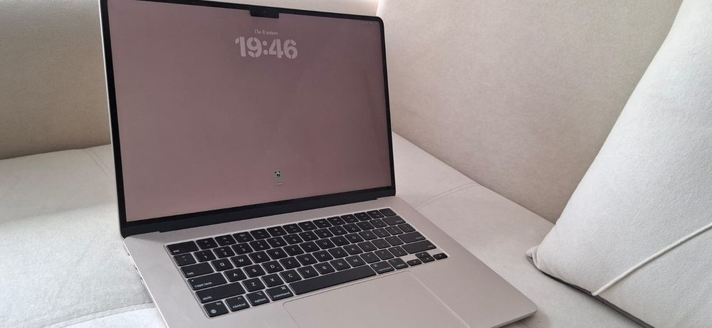MacBook Air 15-inch M2