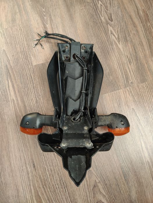 Suport număr + semnalizări originale Yamaha xj6n 2009