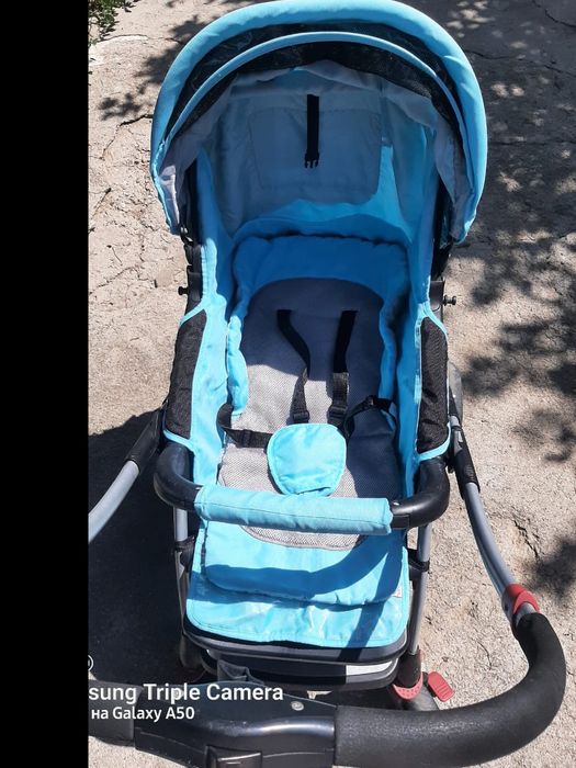 Коляска детская в хорошем состояние