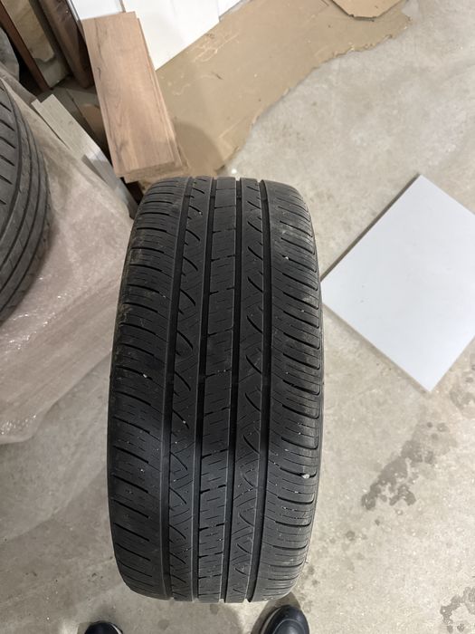 Продам шины диаметр 19