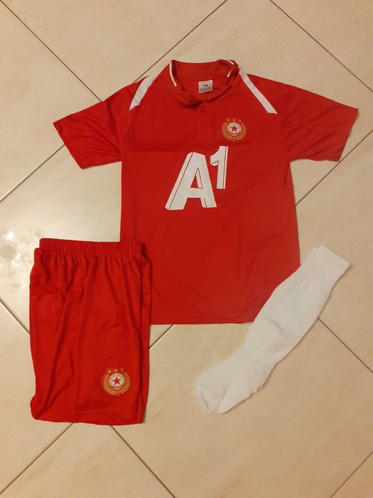 Детски екип  ЦСКА СОФИЯ ПОДАРЪК топка за 1ви ЮНИ! Ден за детето!