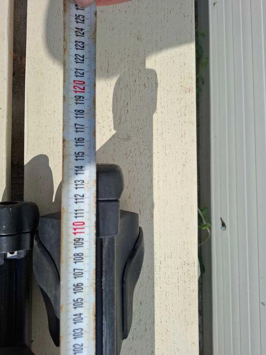 Thule Roofbar (универсален багажник за монтаж на рейлинг)