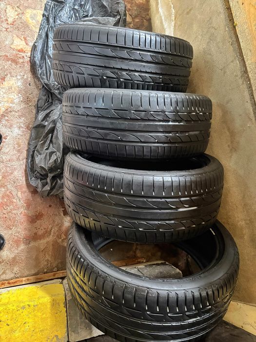 Cauciucuri Vara Bridgestone 235/40/R19  96Y