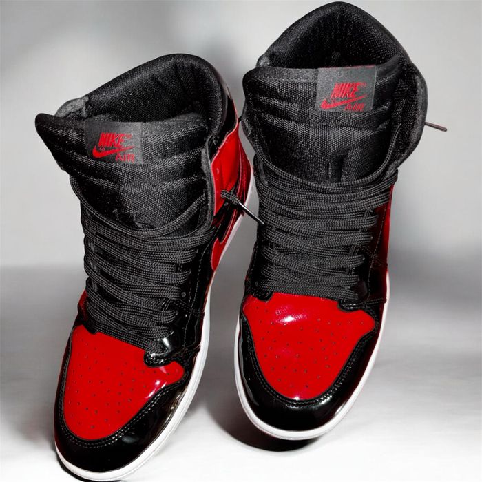 Air Jordan 1 High Patent Bred marimea 44